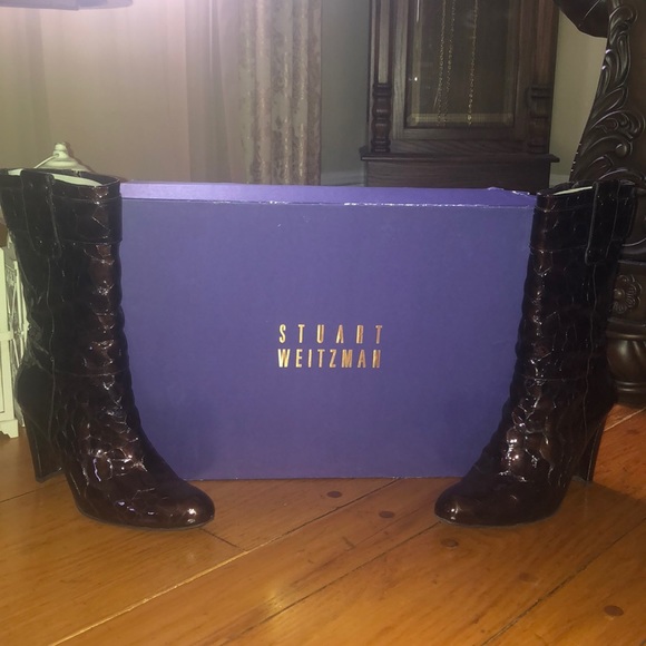 Boots - Picture 2 of 8